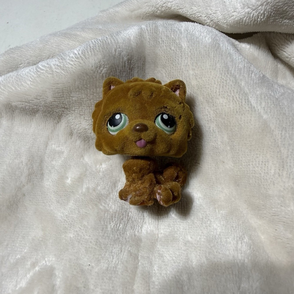 Hasbro Littlest Pet Shop 332 Brown Flocked Chow Chow Dog Figure LPS